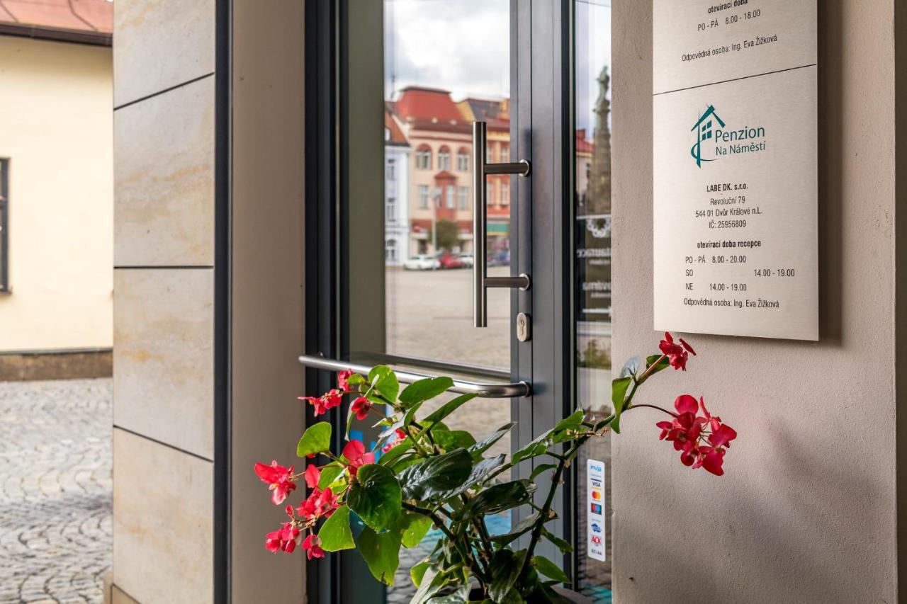 Penzion Na Náměstí Dvur Králové nad Labem Exterior foto