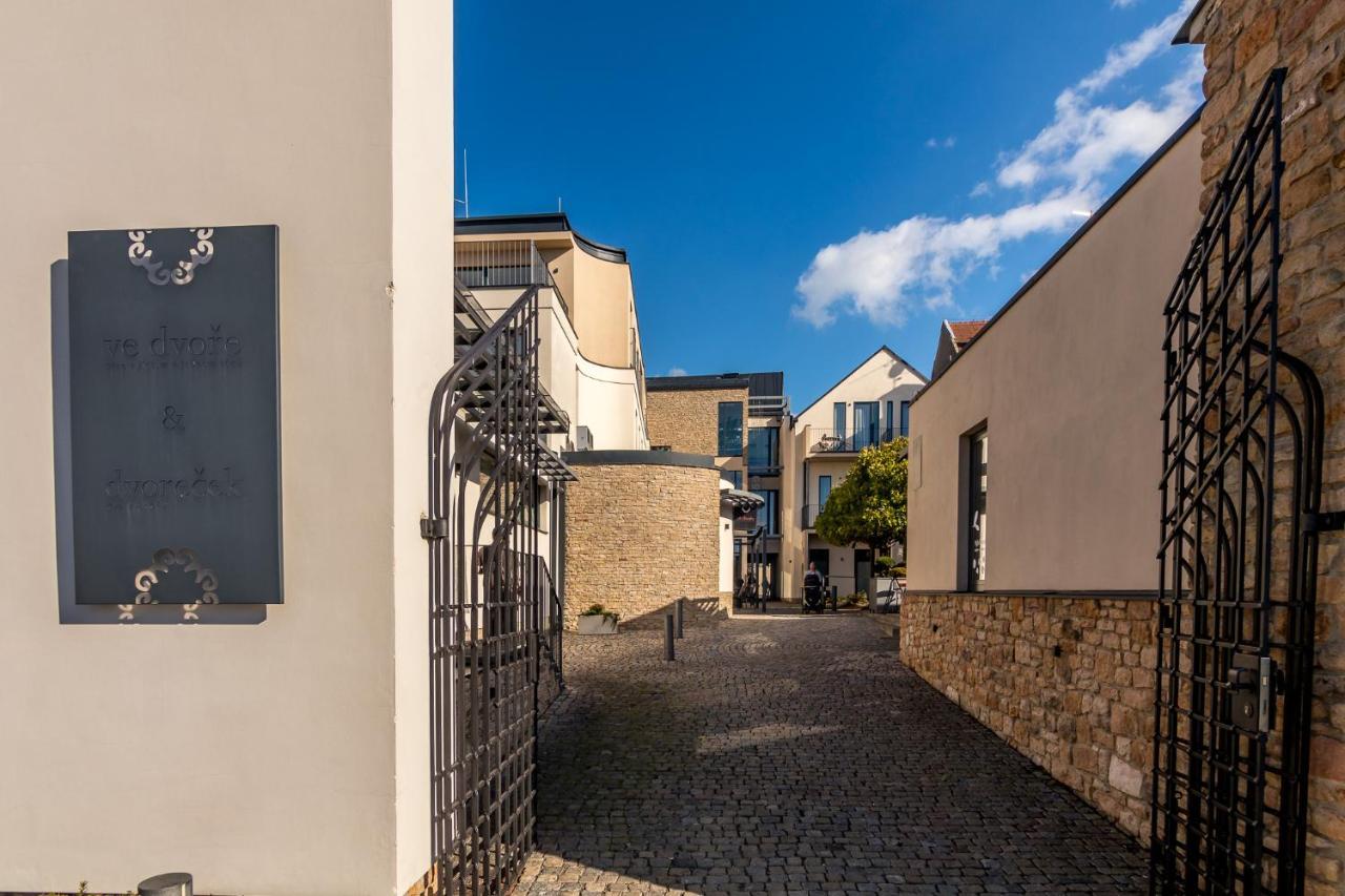 Penzion Na Náměstí Dvur Králové nad Labem Exterior foto